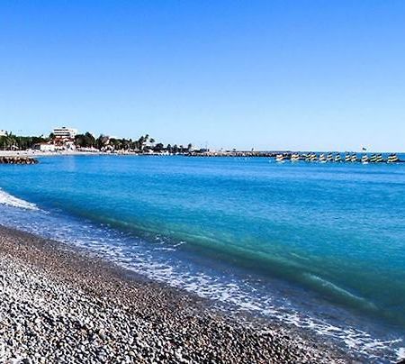 Superbe Appartement Au Bord De Plage Cros De Cagnes Zewnętrze zdjęcie