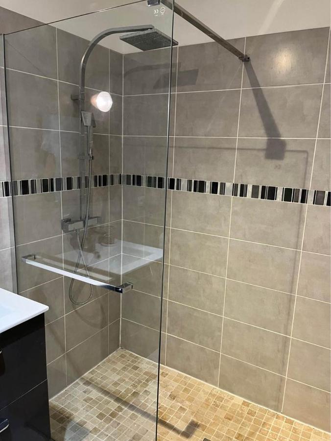 Superbe Appartement Au Bord De Plage Cros De Cagnes Zewnętrze zdjęcie