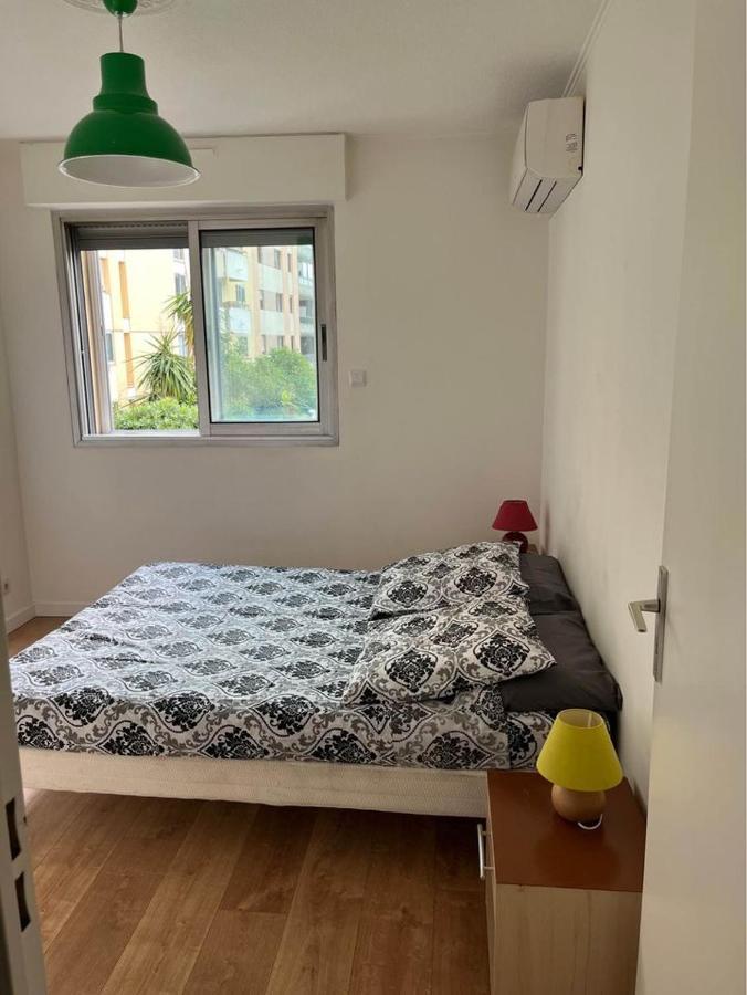 Superbe Appartement Au Bord De Plage Cros De Cagnes Zewnętrze zdjęcie